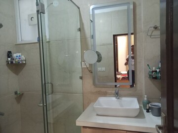Bathroom in 3.5 BHK Apartment at SS Almeria, Sector 84 – for Rent