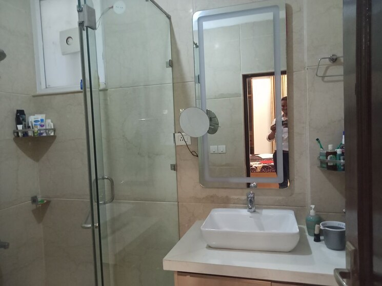 Bathroom, ss-almeria 3.5 Bedroom 2000 Sq.Ft. Apartment In Sector 84 Gurgaon 9842744