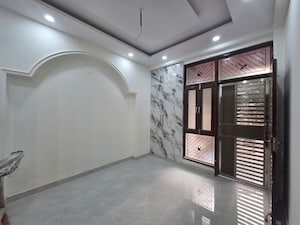 Room in 5 BHK Builder Floor at Sector 9 Panchkula – for Sale