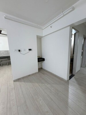 Room in 4 BHK Apartment at Unique K Shire, Punawale – for Rent