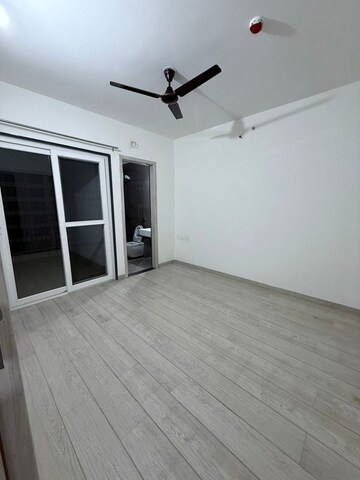 Room in 4 BHK Apartment at Unique K Shire, Punawale – for Rent