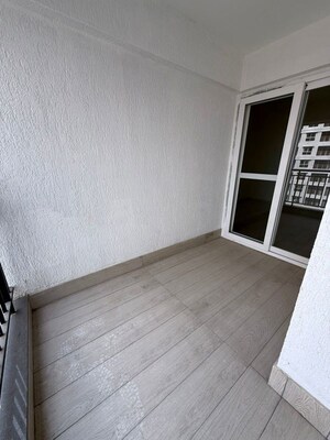 Room in 4 BHK Apartment at Unique K Shire, Punawale – for Rent