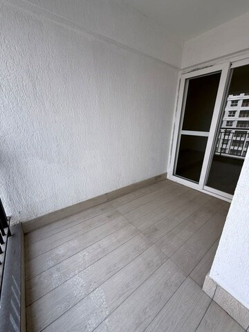 Room in 4 BHK Apartment at Unique K Shire, Punawale – for Rent