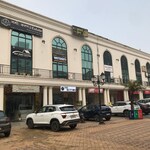 650 Sq.Ft. Showroom in Omaxe World Street
