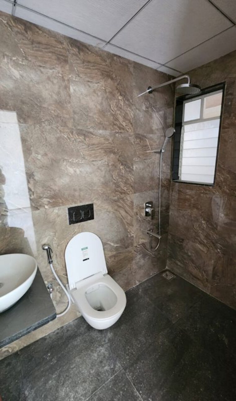 Bathroom, larkins-315-rio 1 Bedroom 450 Sq.Ft. Apartment In Panch Pakhadi Thane 9842814