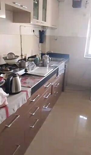 Master Bedroom in 3 BHK Apartment at Kalpataru Hills, Manpada – for Rent