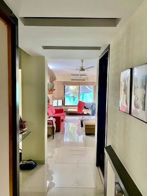 Building Lobby in Studio Builder Floor at Btm Layout 1 – for Rent