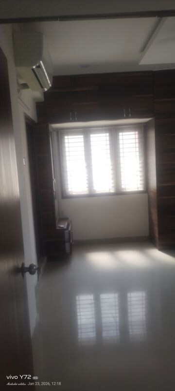 Room in 3 BHK Apartment at Pavani Laxmi Nivas, Madhapur – for Rent