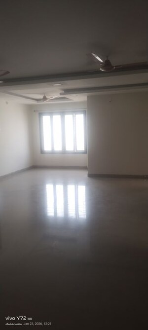 Room in 3 BHK Apartment at Pavani Laxmi Nivas, Madhapur – for Rent