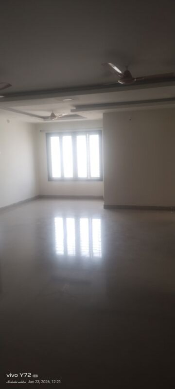 Room in 3 BHK Apartment at Pavani Laxmi Nivas, Madhapur – for Rent