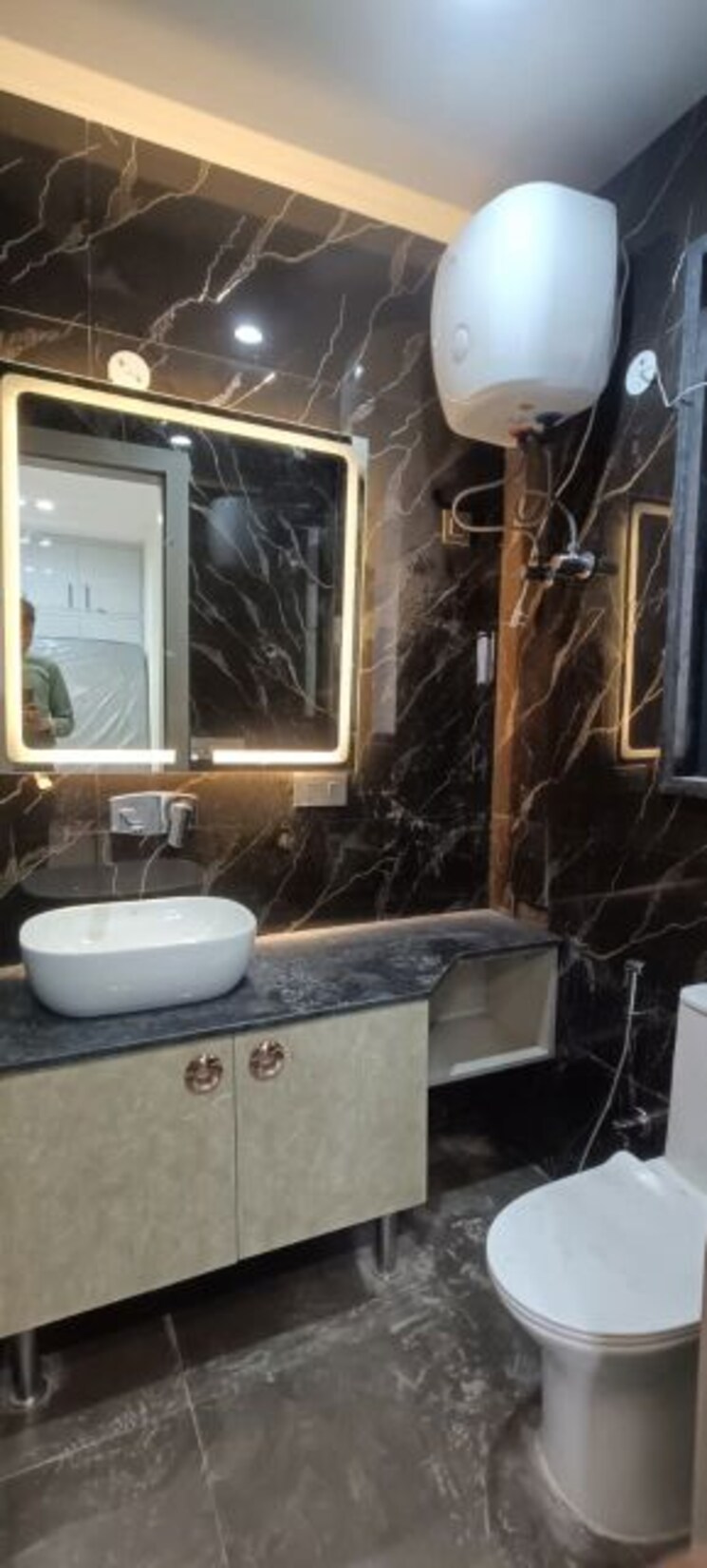 Kitchen, dlf-city-phase-iv 1 Bedroom 600 Sq.Ft. Builder Floor In Dlf Phase iv Gurgaon 9842879