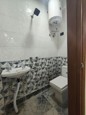 Bathroom in 2 BHK Builder Floor at Govindpuri – for Rent