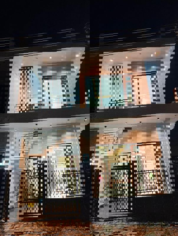 3 BHK + Servant Room,Study Room,Extra Room Independent House For Sale in Sector 124