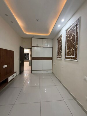 Room in 3 BHK Independent House at Sector 124 – for Sale