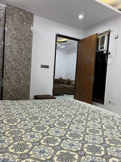 1 BHK Builder Floor For Rent in Saket
