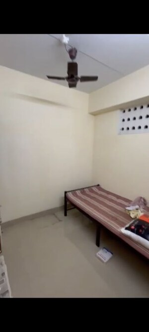 Bedroom in 1 BHK Apartment at Dadar East – for Rent