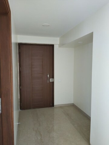 Room in 3 BHK Apartment at Rohan Madhuban, Bavdhan – for Rent