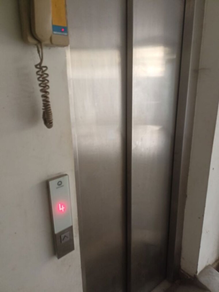 undefined, safdarjung enclave 3 Bedroom 1125 Sq.Ft. Builder Floor In Safdarjung Enclave Delhi 9843171