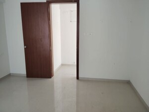 Room in 4 BHK Apartment at Sharada Alliance Akashparv, Bavdhan – for Rent