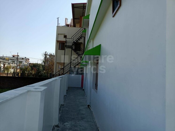 Balcony, shimla bypass road 4 Bedroom 334 Sq.Yd. Independent House In Shimla Bypass Road Dehradun 9843107