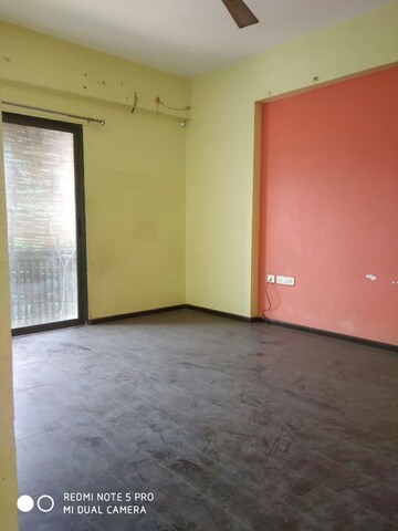 Room in 2 BHK Apartment at Shela – for Rent