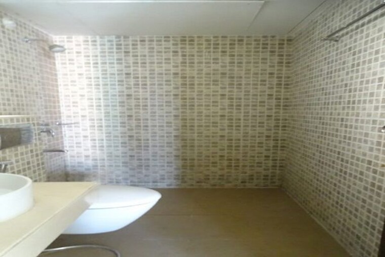 Bathroom, lodha-aurum-grande 3 Bedroom 1129 Sq.Ft. Apartment In Kanjurmarg East Mumbai 9843415