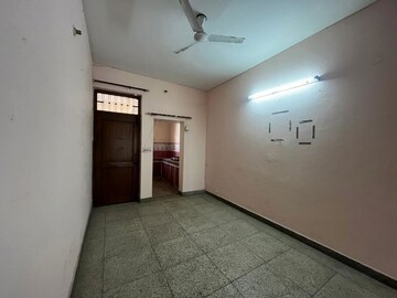 1 BHK Independent House For Rent in Tarang Orchid, Sector 28