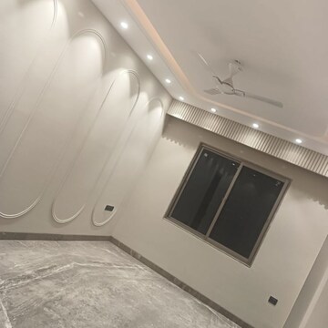 Furnished Amenities in 4 BHK Builder Floor at Greater Kailash ii – for Rent