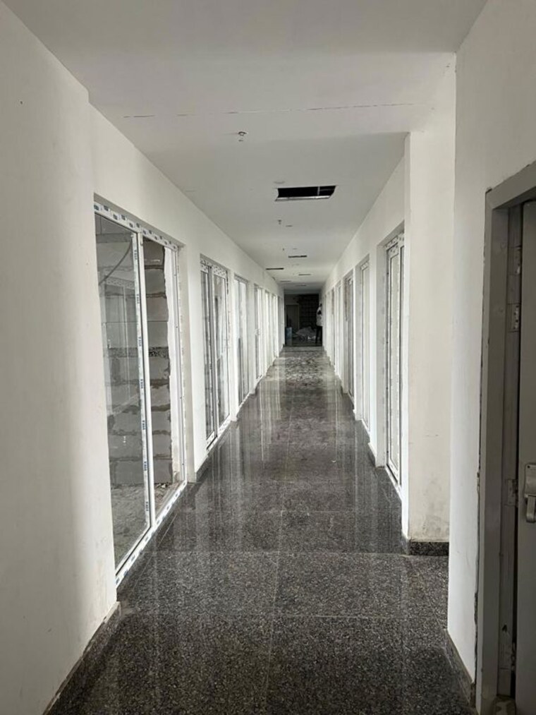 undefined, ss-omnia Commercial Office Space 350 Sq.Ft. In Sector 86 Gurgaon 9629913