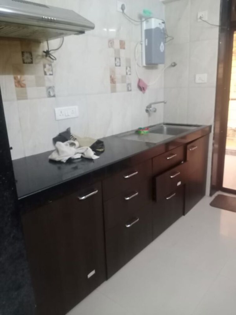 Kitchen, mm-spectra 3 Bedroom 1050 Sq.Ft. Apartment In Chembur Mumbai 9843469