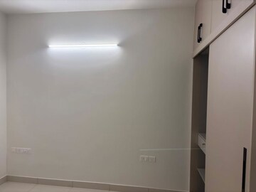 Room in 1.5 BHK Apartment at Brigade El Dorado, Bagaluru – for Rent