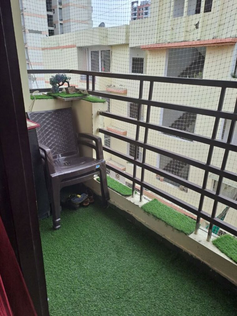 Balcony, srs-pearl-floors 2 Bedroom 1200 Sq.Ft. Apartment In Sector 88 Faridabad 9843698