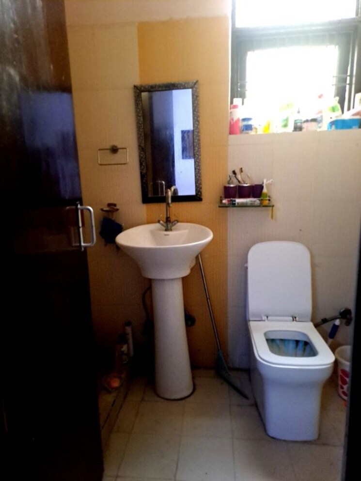 Bathroom, srs-pearl-floors 2 Bedroom 1200 Sq.Ft. Apartment In Sector 88 Faridabad 9843698