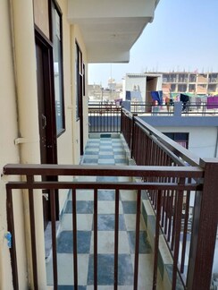 4 BHK + Extra Room Apartment For Rent in Panchsheel Park