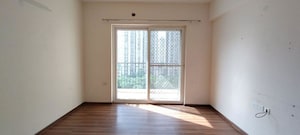 Room in 3 BHK Apartment at ATS Dolce, Zeta I Greater Noida – for Sale