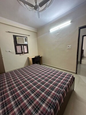 Bedroom in 1 BHK Builder Floor at Mohit House, Sushant Lok I – for Rent