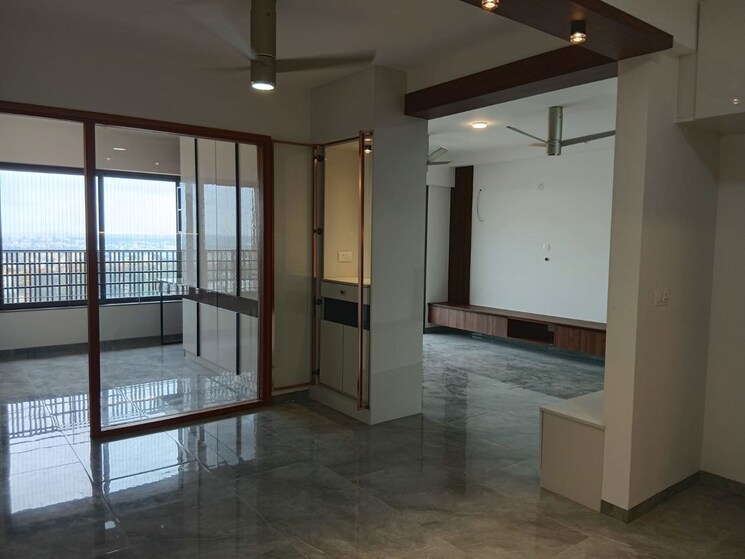 Room, yelahanka 3 Bedroom 1524 Sq.Ft. Apartment In Yelahanka Bangalore 9843751