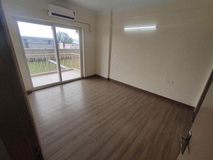 Room, bestech-park-view-altura 4 Bedroom 2670 Sq.Ft. Apartment In Sector 79 Gurgaon 9843821