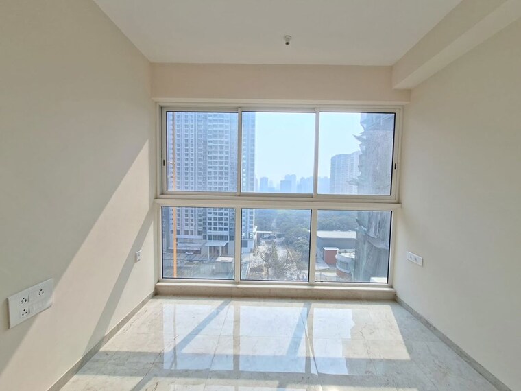 Room, tata-serein 2 Bedroom 688 Sq.Ft. Apartment In Pokhran Road No Two Thane 9843868