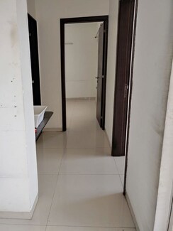 2 BHK + Servant Room Apartment For Rent in Lohia Unicus C Wing