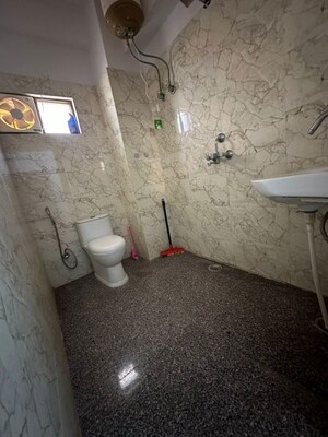 Bathroom in 1 BHK Builder Floor at Ansal Sushant Lok I, Sector 43 – for Rent