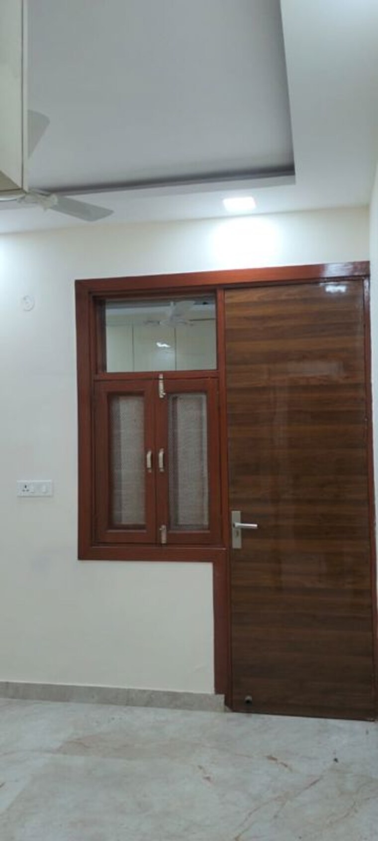 Room, sector 15 dwarka 2 Bedroom 450 Sq.Ft. Builder Floor In Sector 15 Dwarka Delhi 9844021