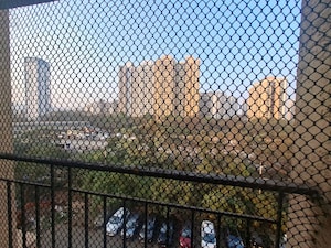 Swimming Pool in 2 BHK Apartment at Rustomjee Urbania Atelier, Thane West – for Sale