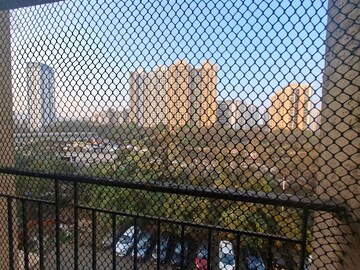 Swimming Pool in 2 BHK Apartment at Rustomjee Urbania Atelier, Thane West – for Sale