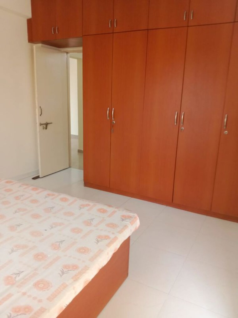 Room, prahlad nagar 2 Bedroom 1300 Sq.Ft. Apartment In Prahlad Nagar Ahmedabad 9844196