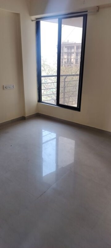 Room in 2 BHK Apartment at Jawaharban CHS, Andheri West – for Rent