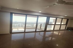 Parking in 3 BHK Apartment at Runwal Bliss, Kanjurmarg East – for Rent