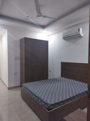 Bedroom in 1 BHK Builder Floor at Queens Plaza, Sector 43 – for Rent