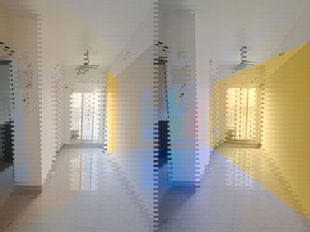 2 BHK 600 Sq.Ft. Apartment in Rustomjee Urbania Atelier