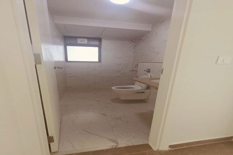 Bathroom, runwal-bliss 3 Bedroom 1100 Sq.Ft. Apartment In Kanjurmarg East Mumbai 9844384